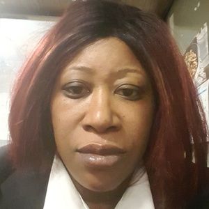 Meet your Posher, Shelly